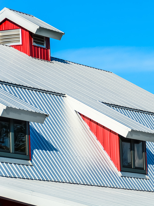metal roofing contractor